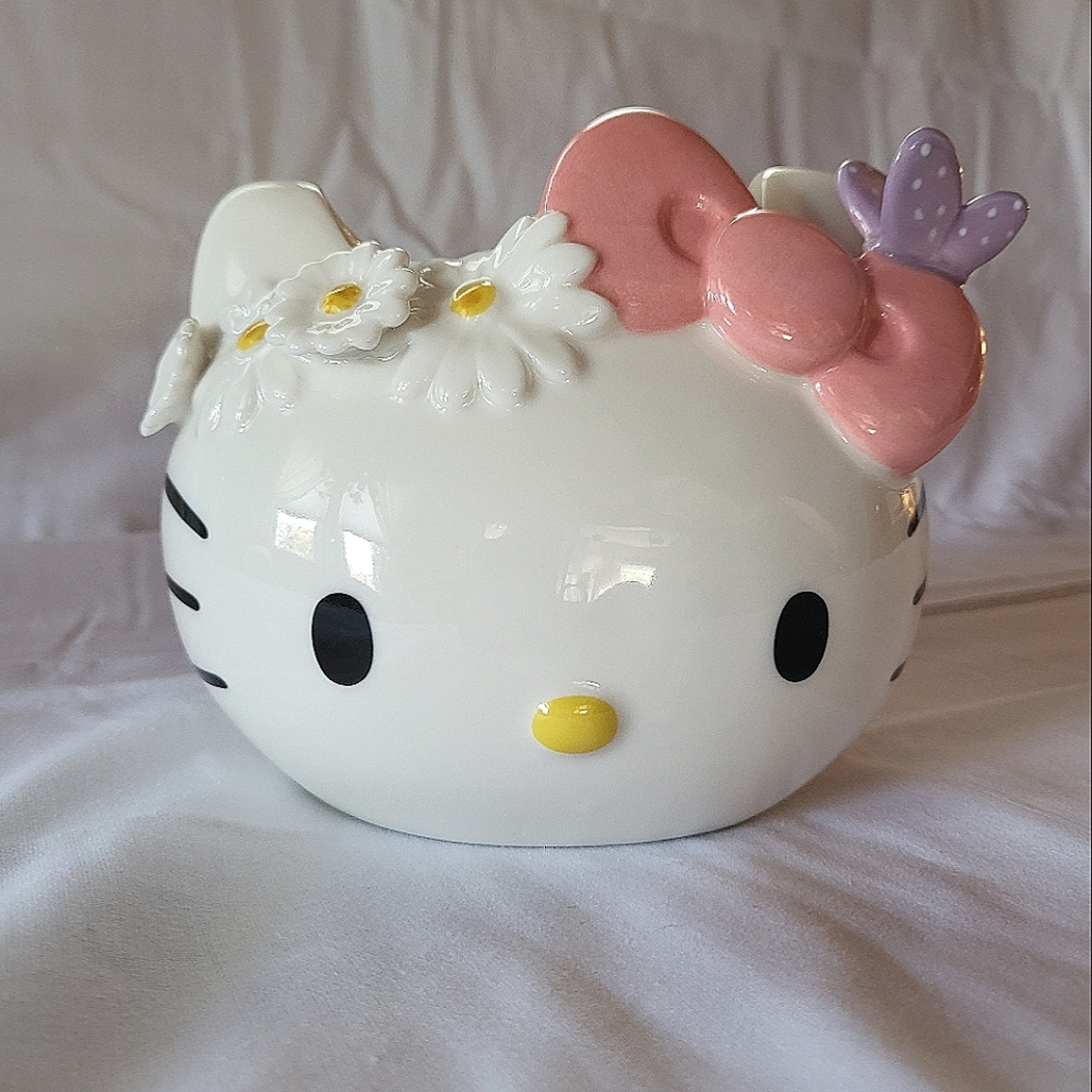 Hello Kitty Spring Ceramic Planter